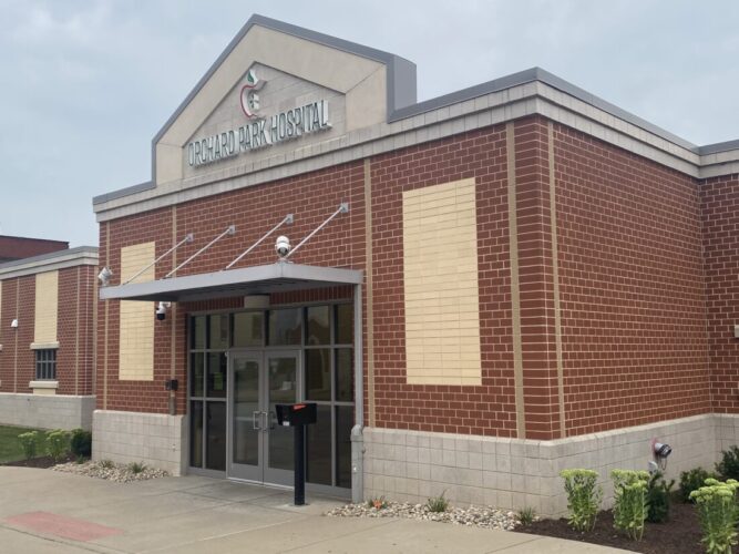 Orchard Park Hospital Signs Letter Of Intent To Merge With WVU Medicine Wheeling Hospital